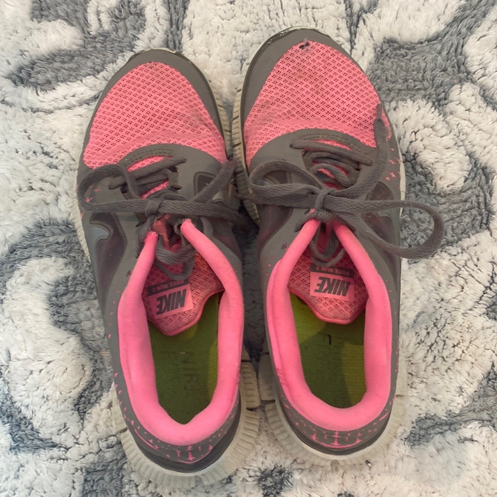 7.5 Nike Free Run 3